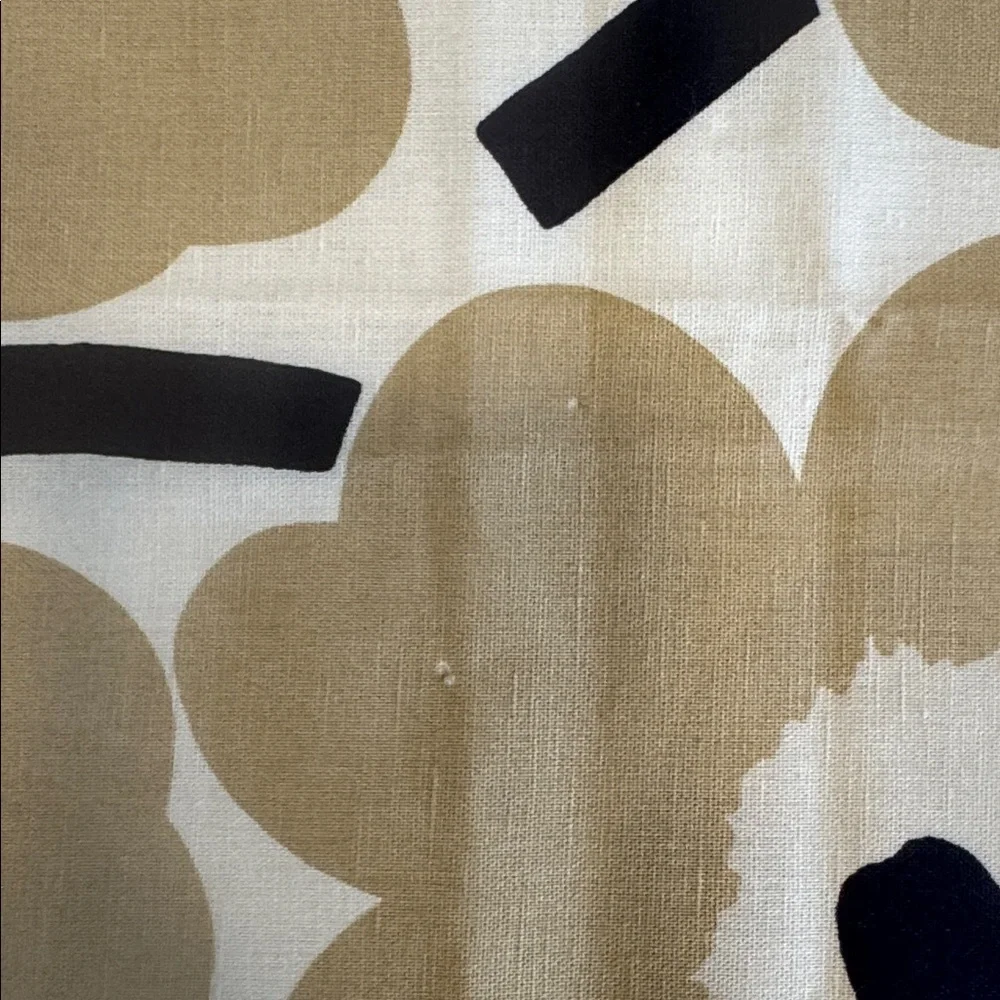 Marimekko Beige and White Unikko Poppy Floral Kitchen Towel NWOT